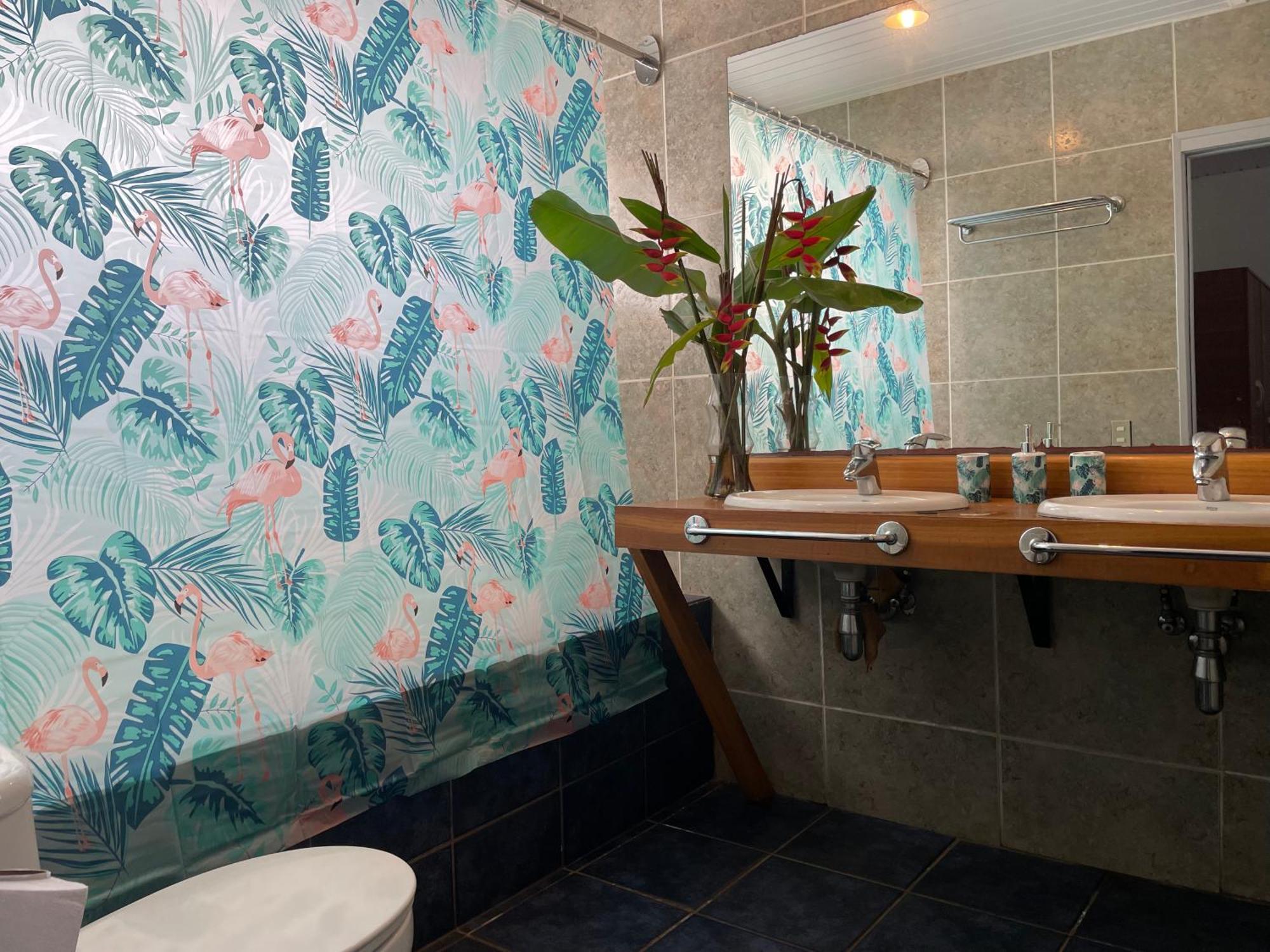 Manureva Nui Hotel Boutique Hanga Roa Bagian luar foto