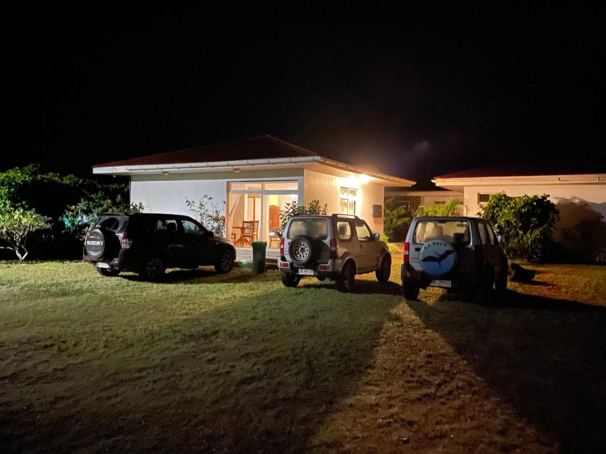 Manureva Nui Hotel Boutique Hanga Roa Bagian luar foto